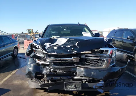 2016 Chevrolet Suburban Lt z USA, uszkodzony, nr VIN 1GNSKHKC9GR105433